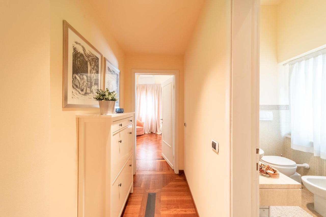 Appartamento Vicolo Dei Malespini Firenze Esterno foto